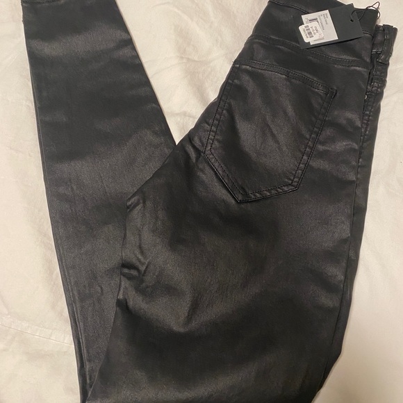 BNWT Dr. Denim faux leather pants size medium (27-29) - Picture 3 of 7